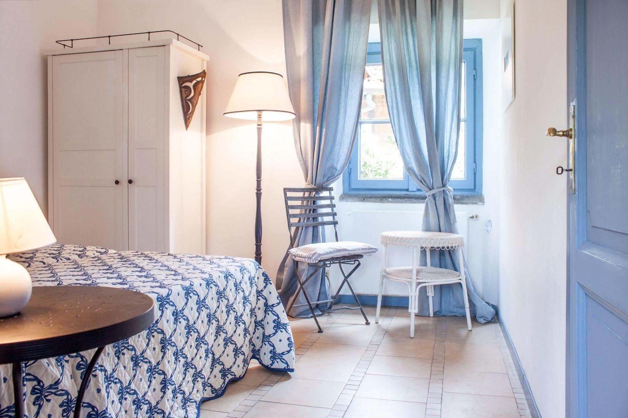 Bed and Breakfast Casa La Viola Blu Черноббіо Екстер'єр фото